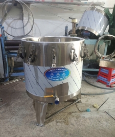 Nồi Áp Suất Công Nghiệp 200 Lít: Giải Pháp Ninh Hầm "Thần Tốc" Cho Bếp Ăn Quy Mô Lớn