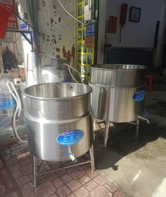 Nồi Nấu Bún Mộc 200 Lít Bằng Điện: Bí Quyết Phục Vụ Hàng Trăm Thực Khách Mùa Cao Điểm