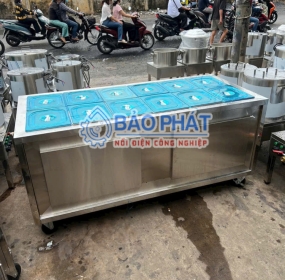 Tủ Hâm Nóng Thức Ăn 15 Khay: Giải Pháp Giữ Nhiệt Hoàn Hảo Cho Bếp Ăn Công Nghiệp