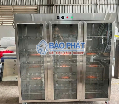 Tiêu Chuẩn Vệ Sinh Bếp Nhà Hàng: Tại Sao Tủ Sấy Chén Bằng Điện Là Thiết Bị Bắt Buộc?