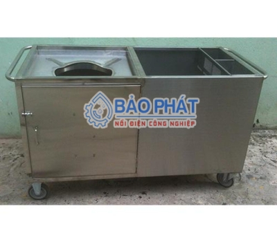 Lý Do Bàn Gom Thức Ăn Thừa Là Thiết Bị Không Thể Thiếu Trong Bếp Công Nghiệp Hiện Đại